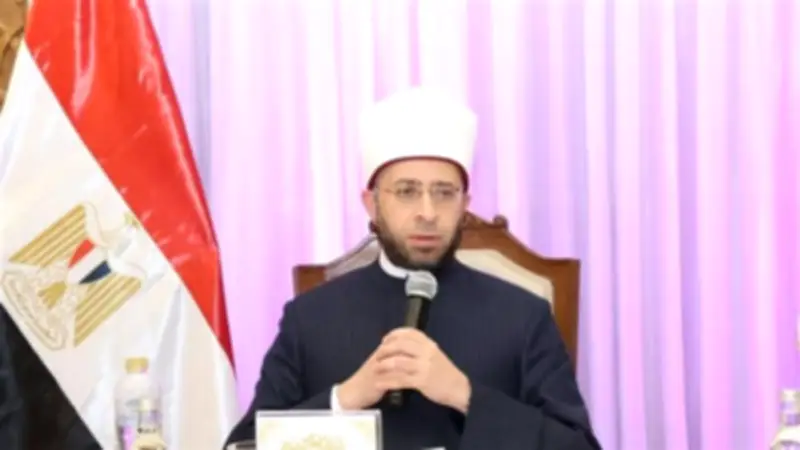 وزير الأوقاف يشارك في إفطار جماعي للعاملين بالوزارة بمسجد مصر الكبير بالعاصمة الجديدة