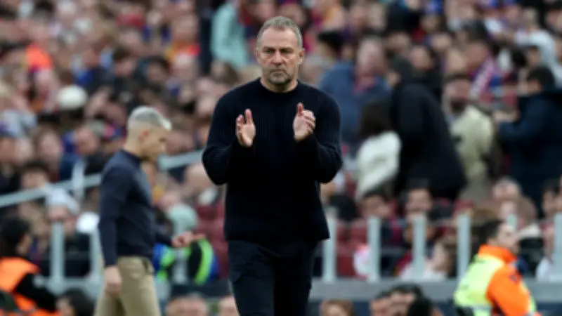 فليك يتحدث عن بيدري ويتجنب الانتخابات بعد فوز برشلونة الكبير على إشبيلية