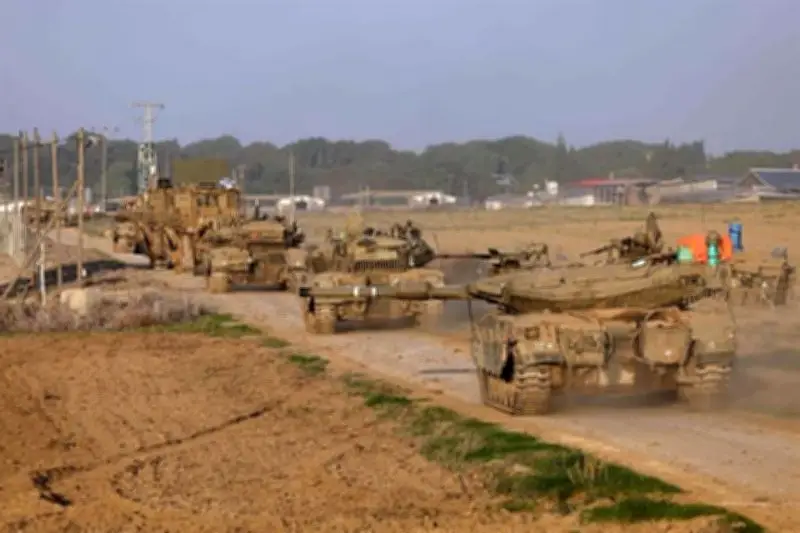 جيش الاحتلال الإسرائيلي يعزز قواته بلواءين إضافيين للسيطرة على مناطق جديدة جنوب لبنان