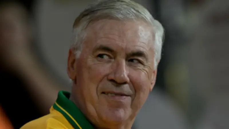 أنشيلوتي يكشف عن ضغوط أقل مع البرازيل مقارنة بالريال ويعلن عن تشكيلته المثالية