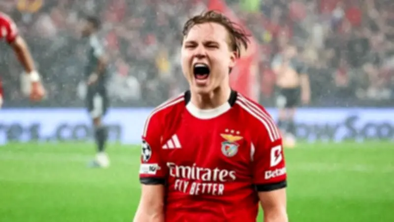 برشلونة يركز على شيلدروب لتعزيز خط الوسط في الميركاتو الصيفي