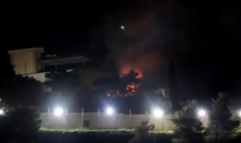 استهداف السفارة الأمريكية في بغداد بطائرتين مسيرتين دون وقوع إصابات