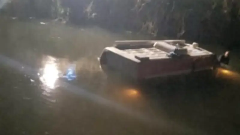 مصرع شخص في انقلاب سيارة بترعة البندرة بالغربية ووفاة طالبة هندسة صدمها قطار