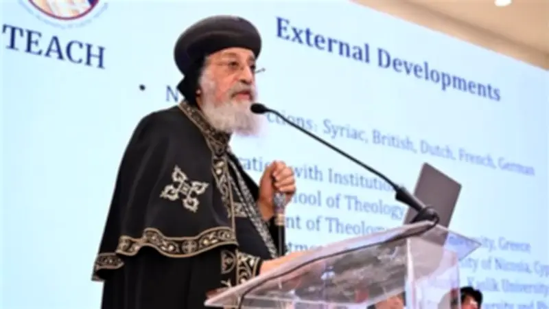 البابا تواضروس يبعث برقيات تهنئة للرئيس السيسي وقيادات الدولة بمناسبة عيد الفطر المبارك