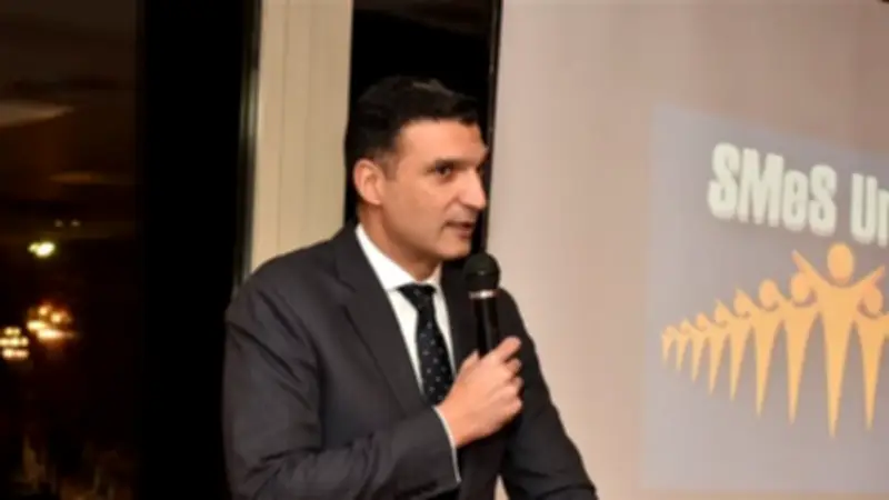 وزير الصناعة يؤكد على إنشاء قاعدة معلومات اقتصادية دقيقة لدعم القرارات الاستراتيجية