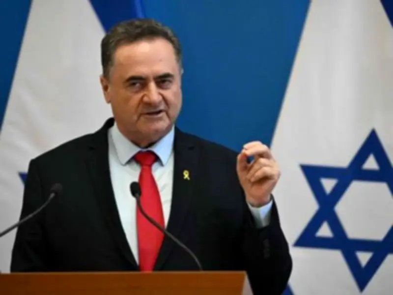 وزير الدفاع الإسرائيلي يوجه الجيش بمواصلة ملاحقة قيادة النظام الإيراني