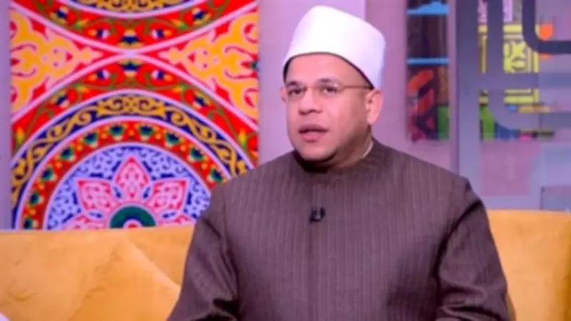 أسامة قابيل: إعطاء الزوجة عيدية ليس بدعة ويؤجر الزوج عليها تقديرًا لتعبها في رمضان