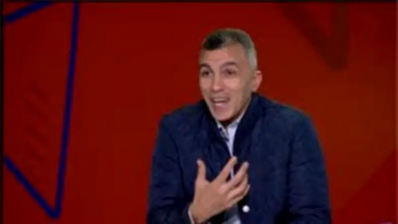 أسامة نبيه: لو عاد بي الزمان لرفضت رحيل ابني يوسف عن نادي الزمالك