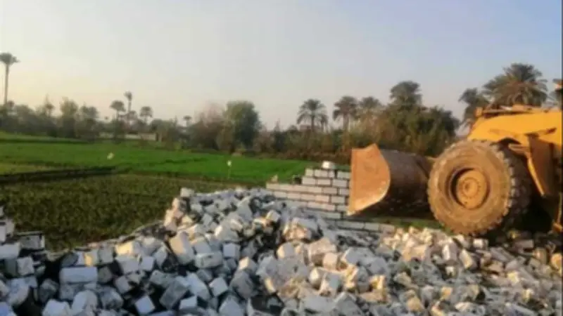 البرلمان يحذر من استغلال إجازة عيد الفطر للبناء المخالف والتعدي على الأراضي الزراعية