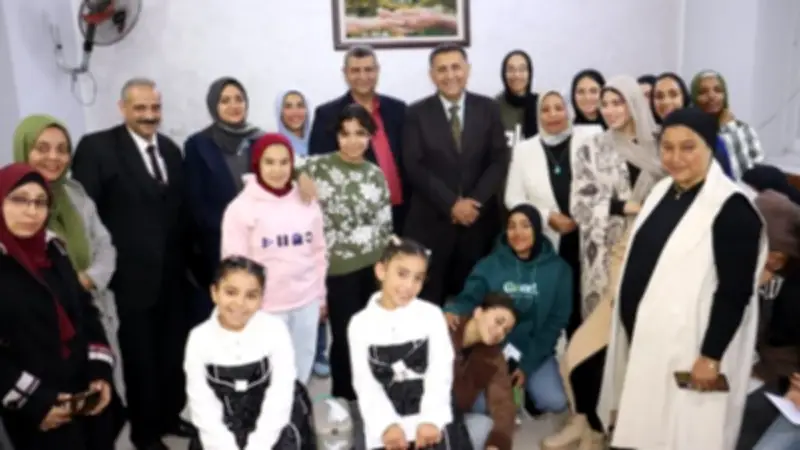 محافظ القليوبية يشارك فتيات مؤسسة البنات فرحة الإفطار بمناسبة قرب عيد الفطر