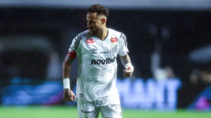 وكيل نيمار يوجه رسالة واثقة لأنشيلوتي بعد الاستبعاد: لن يرتكب هذا الخطأ