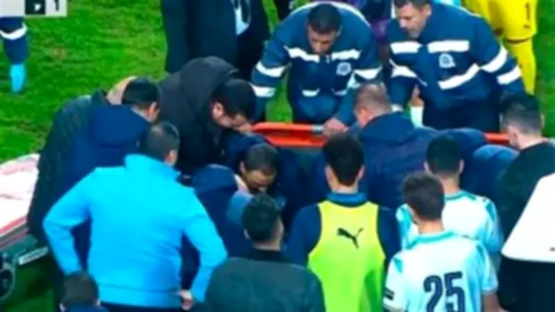 تطورات الحالة الصحية لمحمد حمدي لاعب بيراميدز بعد ابتلاع لسانه في مباراة كأس مصر