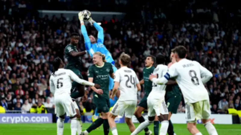 ضربة قوية لريال مدريد بخروج حارسه تيبو كورتوا في مباراة مانشستر سيتي بدوري الأبطال