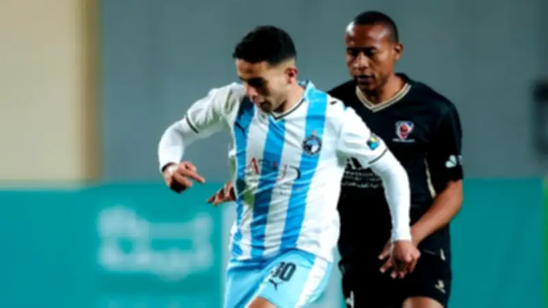 هاني أبوريدة يتصل بممدوح عيد للاطمئنان على صحة محمد حمدي بعد إصابته في مباراة بتروجيت