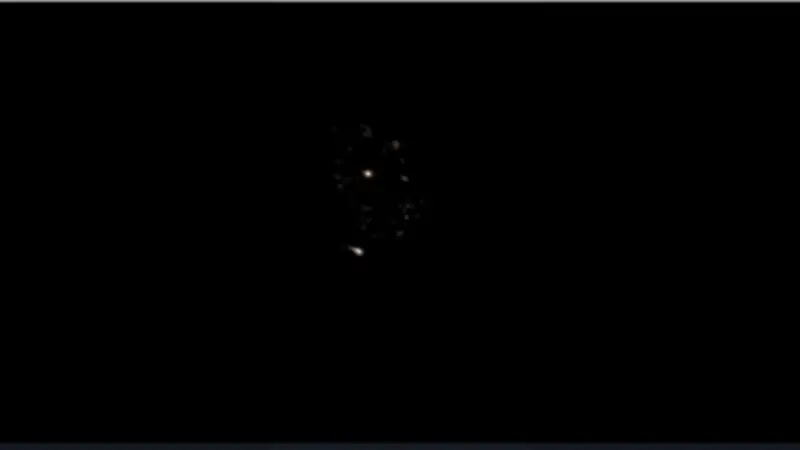 وسائل إعلام إسرائيلية: انقطاع كهرباء واحتراق سيارات في حولون بعد الهجوم الإيراني