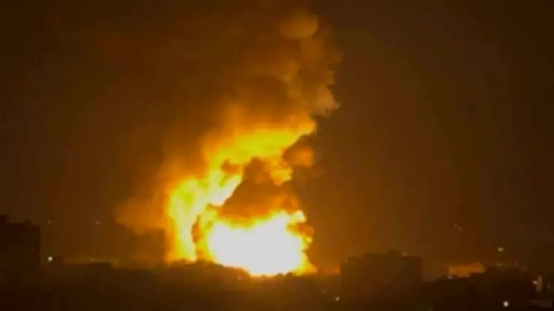 إسرائيل تعلن استهداف منظومات دفاع جوي إيرانية لتعزيز تفوقها الجوي