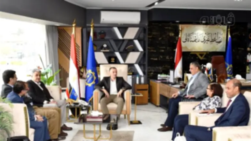 محافظ أسوان يستقبل وفد مشروع الدعم الفني لوزارة التنمية المحلية لتعزيز التطوير المؤسسي