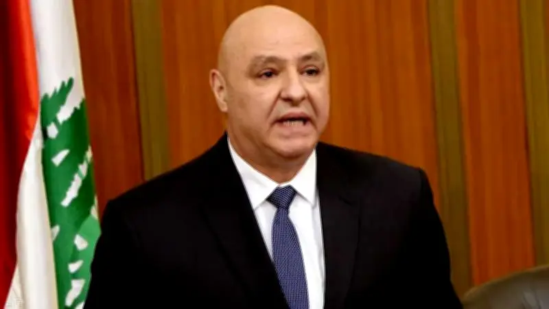 الرئيس اللبناني يدعو لتوفير مراكز إيواء إضافية للنازحين في البلاد