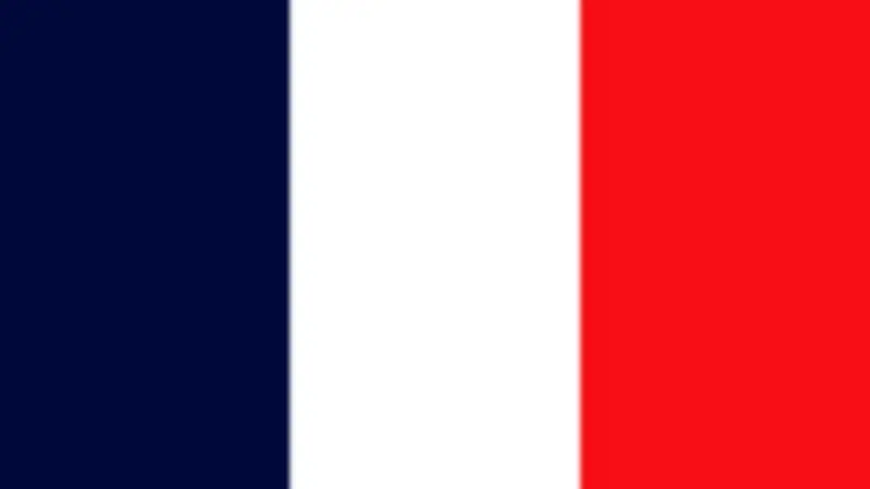 وزير الاقتصاد الفرنسي يحث أوروبا ومجموعة السبع على الاحتفاظ بالاحتياطيات النفطية