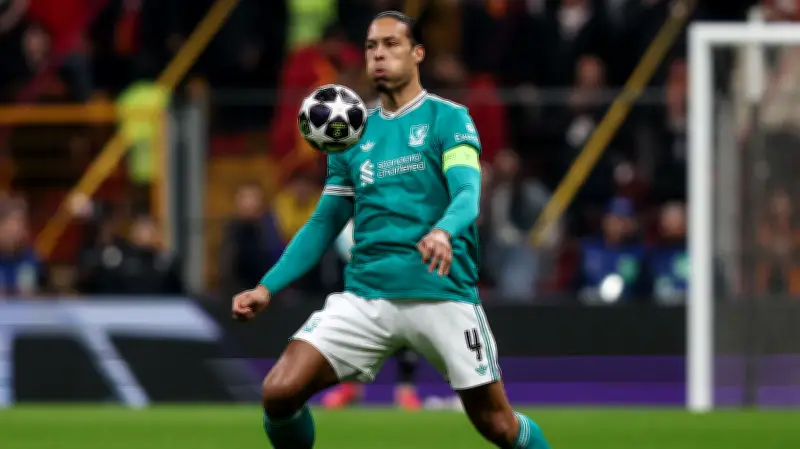 فان دايك يحفز جماهير ليفربول قبل مواجهة جالطة سراي الحاسمة في دوري الأبطال