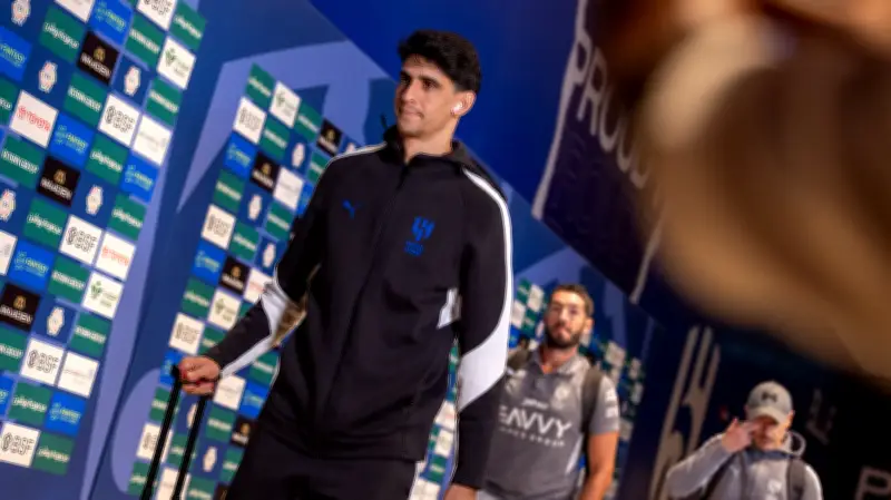 ياسين بونو يكشف سر تصديه لركلة جالينو: ليوناردو أبلغني بالمكان