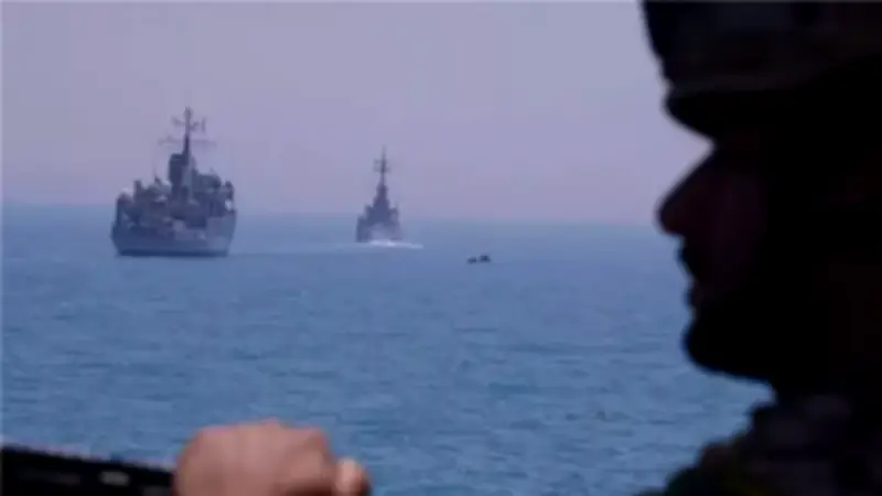 استهداف قاعدة أم قصر البحرية في البصرة بطائرات مسيرة دون إصابات