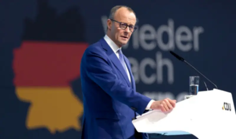 المستشار الألماني يحث إيران على التخلي عن برنامجها النووي ووقف دعم الإرهاب