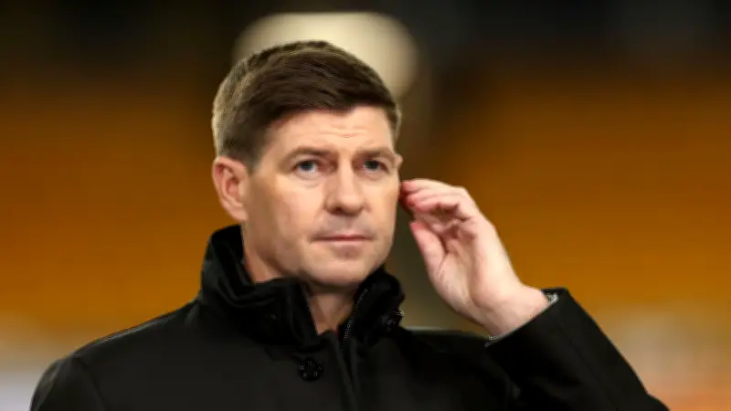 جيرارد يهاجم لاعبي جالطة سراي بعد فوز ليفربول الكبير في دوري الأبطال