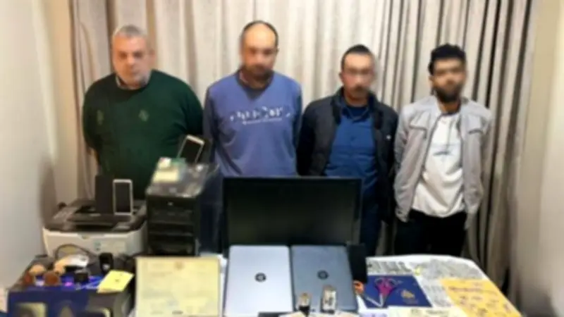 القبض على تشكيل عصابي متخصص في تزوير الهويات البحرية في دمياط