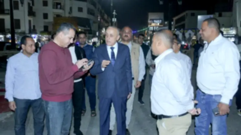 محافظ الأقصر يتفقد ساحة أبو الحجاج استعداداً لصلاة عيد الفطر المبارك