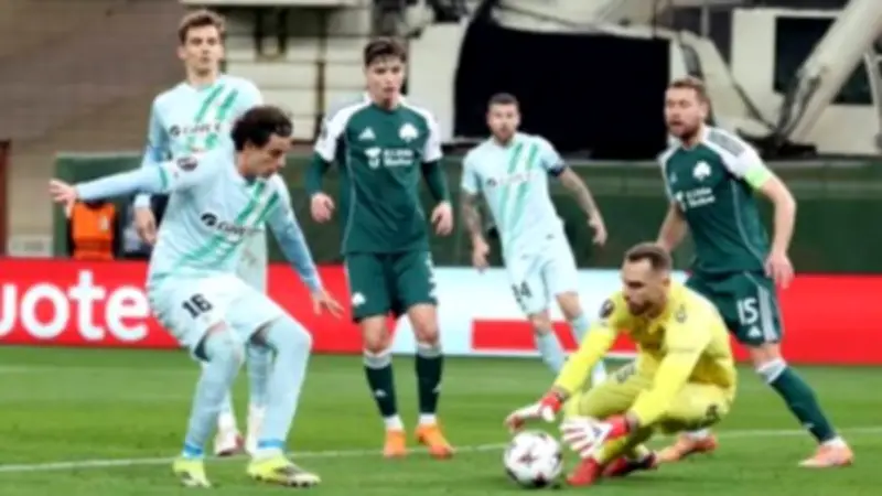 ريال بيتيس يكتسح باناثينايكوس برباعية ويتأهل لربع نهائي الدوري الأوروبي