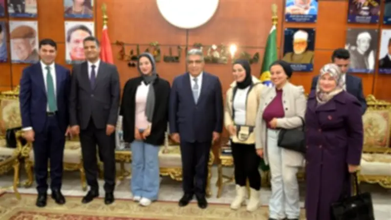 محافظ الدقهلية يستقبل المهنئين بعيد الفطر بمشاركة ممثلين عن الأزهر والأوقاف والكنيسة