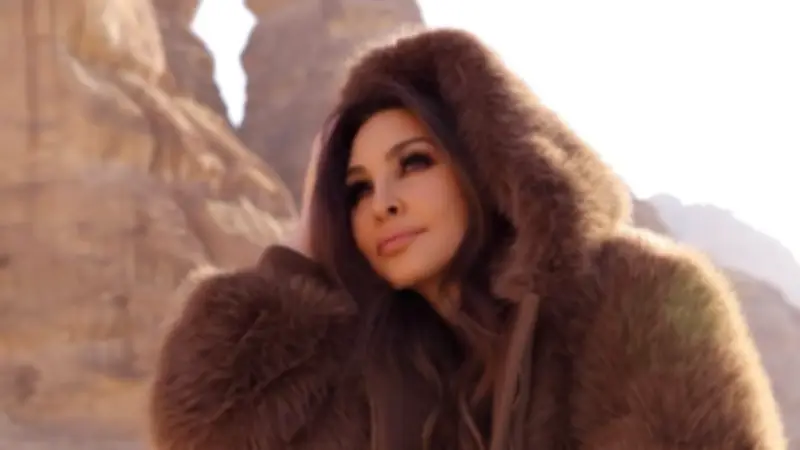 إليسا تعبر عن حزنها في العيد: لبنان يعاني من آثار الحرب الإيرانية الإسرائيلية