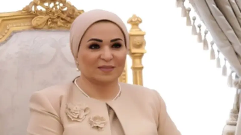 انتصار السيسي تهنئ المصريين والعرب والمسلمين بعيد الفطر المبارك عبر فيسبوك