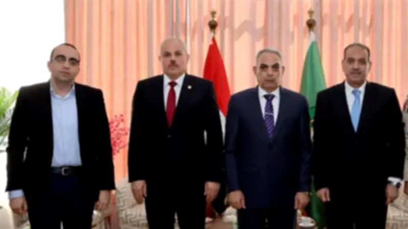 محافظ الإسماعيلية يستقبل المهنئين بعيد الفطر المبارك في احتفالية وطنية