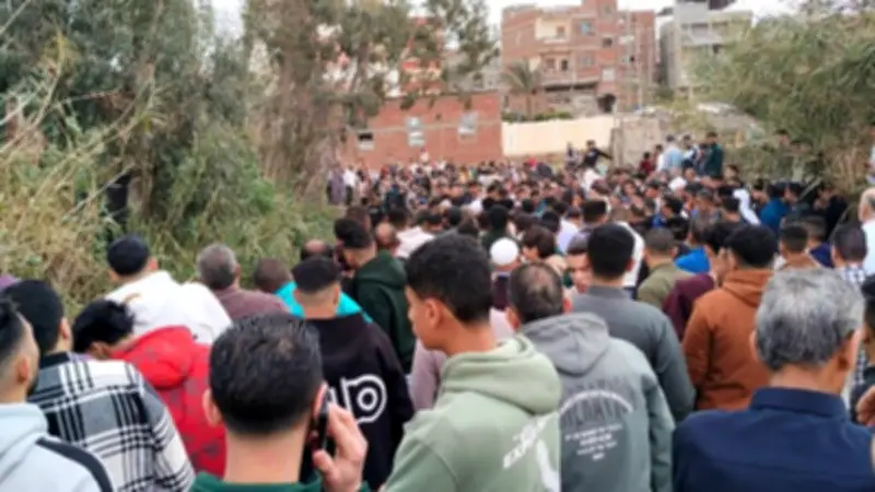 مأساة في دمياط: سقوط عربة كارو محملة بالأطفال داخل ترعة النيل