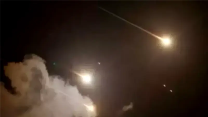 التلفزيون الإيراني يعلن عن موجة صاروخية جديدة تستهدف الأراضي المحتلة