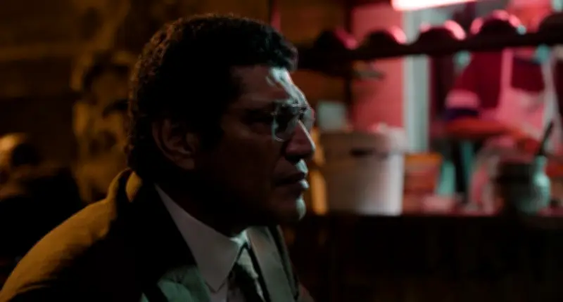 باسم سميرة تتبدل من سواقة العربية القديمة إلى وسط البلد في مسلسل عين سحرية