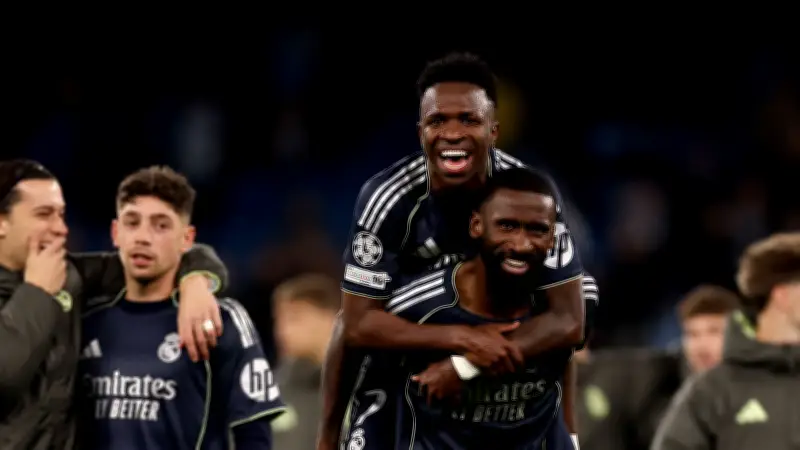 اجتماع سري وثورة بدنية.. كيف قلب ريال مدريد موازين موسمه في أسبوعين؟