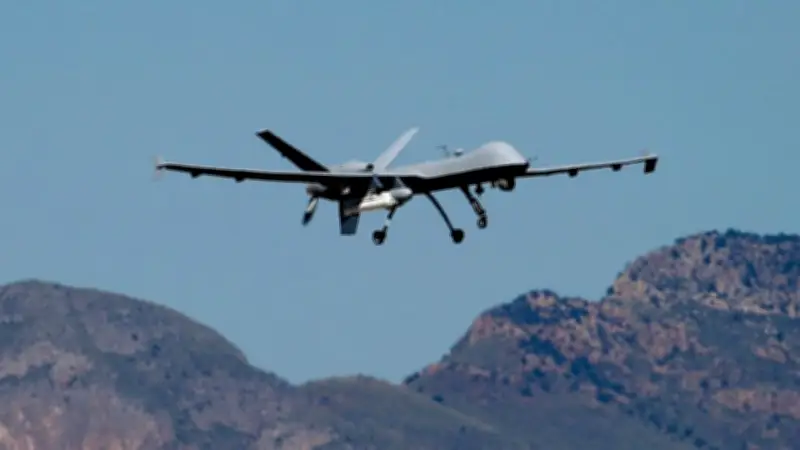 هجوم بطائرة مسيرة على مقر المخابرات العراقية في بغداد يودي بحياة ضابط