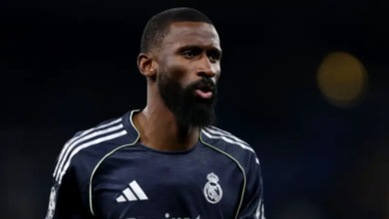 يوفنتوس يهاجم بقوة.. استغلال ثغرة ريال مدريد لخطف المدافع الألماني روديجر