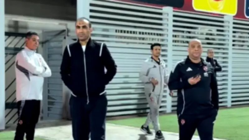 أزمة جديدة في الأهلي: وليد صلاح الدين يستاء من تصوير سيد عبد الحفيظ كمنقذ في أوضة اللبس