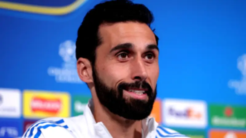 أربيلوا: أنطونيو روديجر يستحق تمثالاً في حديقتي بسبب وفائه بـ"وعد مارس"