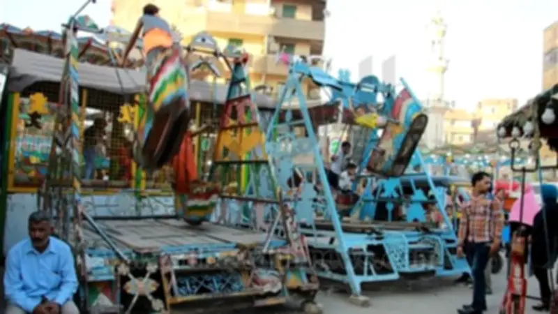 طفلة تتعرض لإصابة خطيرة في فروة الرأس بسبب مرجيحة خلال احتفالات العيد بالمطرية