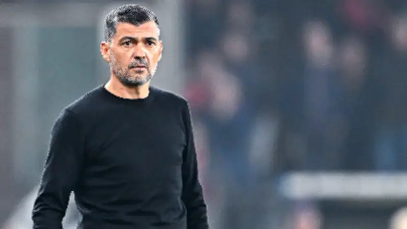 رئيس الاتحاد يؤكد استمرار كونسيساو رغم الخروج من كأس الملك وسط انتقادات جماهيرية