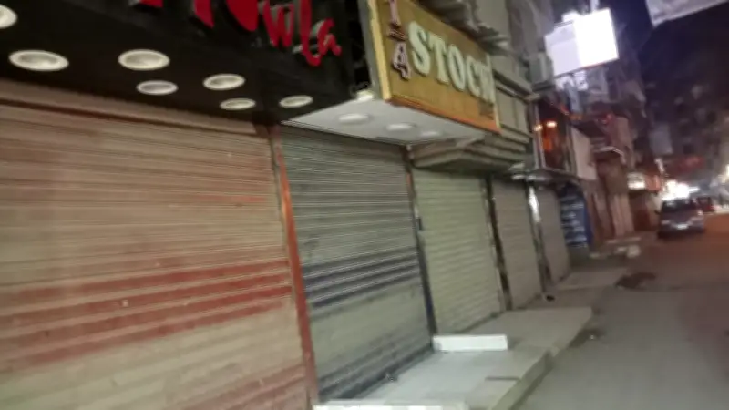 الحكومة تعلن مواعيد غلق جديدة للمحلات والمطاعم لترشيد استهلاك الطاقة