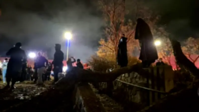 قصف إيراني مدمّر في عراد يثير استنفاراً طبياً واسعاً ويُسفر عن دمار كبير