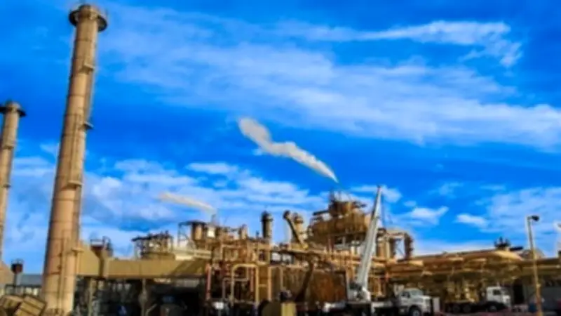 تراجع حاد في صادرات النفط العراقية لأمريكا مع اضطرابات مضيق هرمز