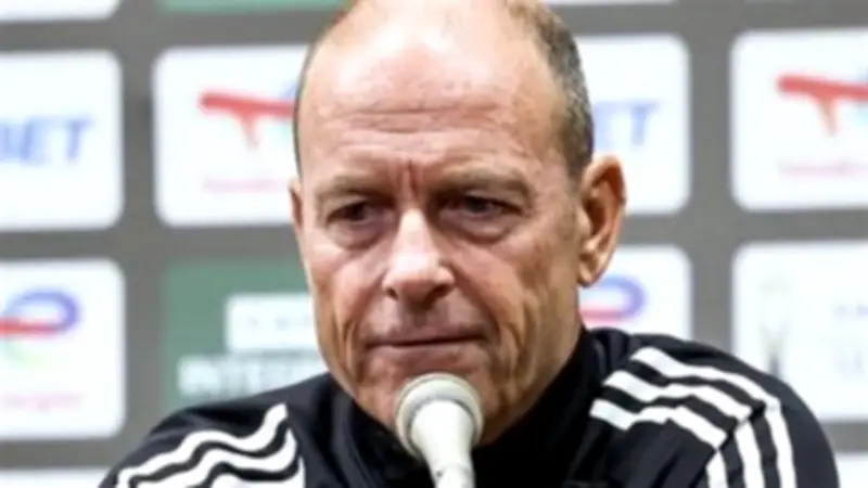 الأهلي يحسم مستقبل توروب اليوم بعد الخروج المثير من دوري أبطال أفريقيا