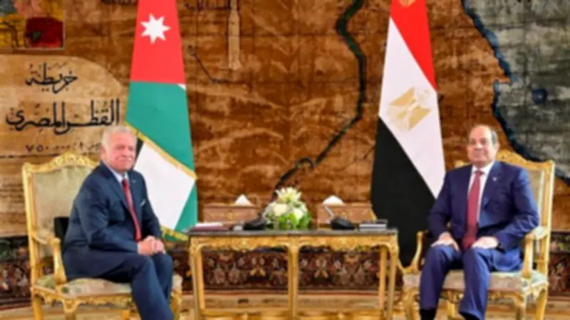 السيسي وملك الأردن يؤكدان ضرورة خفض التصعيد واستعادة الأمن الإقليمي